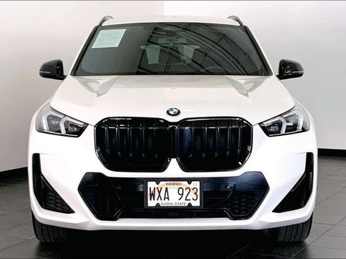 Used 2023 BMW X1 xDrive28i w/ M Sport Package AWD/4WD image 3
