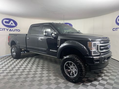 Used 2022 Ford F350 Platinum AWD/4WD image 1