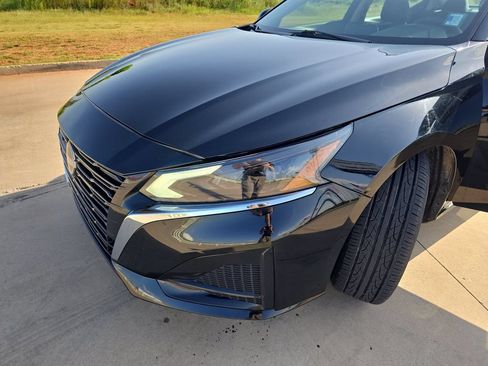 Used 2024 Nissan Altima 2.5 SV FWD image 28