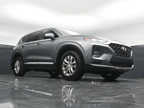 Used 2020 Hyundai Santa Fe SE AWD/4WD image 29