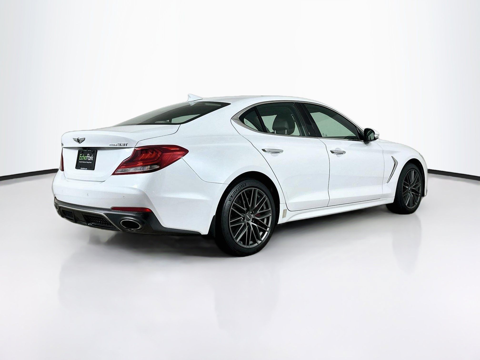 Used 2019 Genesis G70 3.3T Advanced w/ Elite Package AWD/4WD image 9