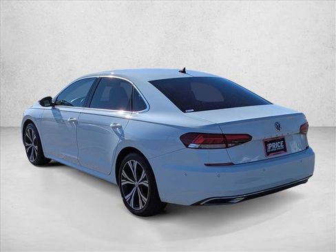 Used 2020 Volkswagen Passat 2.0T SEL image 7