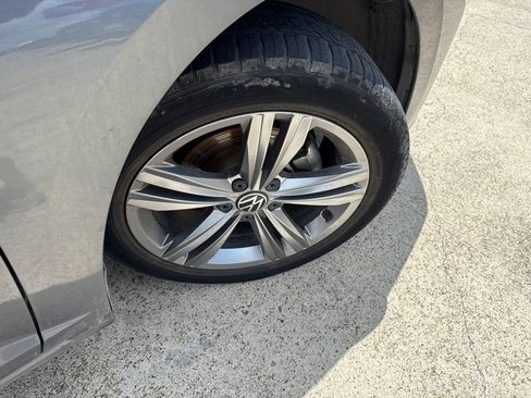 Used 2023 Volkswagen Jetta SE FWD image 16