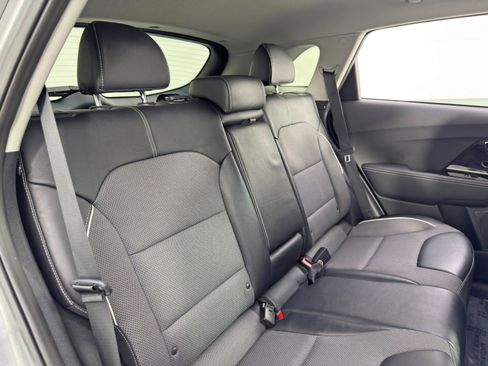 Used 2022 Kia Niro EX w/ Cold Weather Package image 36