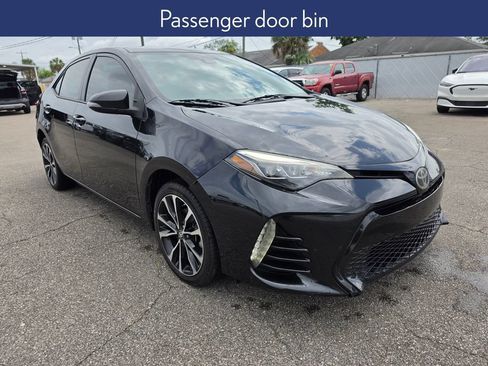 Used 2019 Toyota Corolla SE FWD image 2