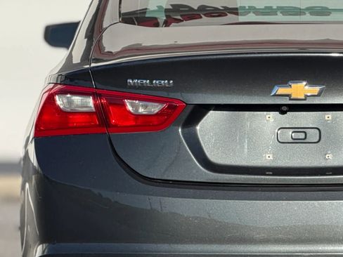 Used 2017 Chevrolet Malibu LS image 13