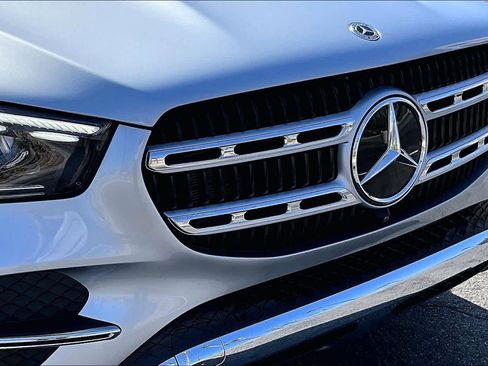 Used 2025 Mercedes-Benz GLE 350 4MATIC image 28