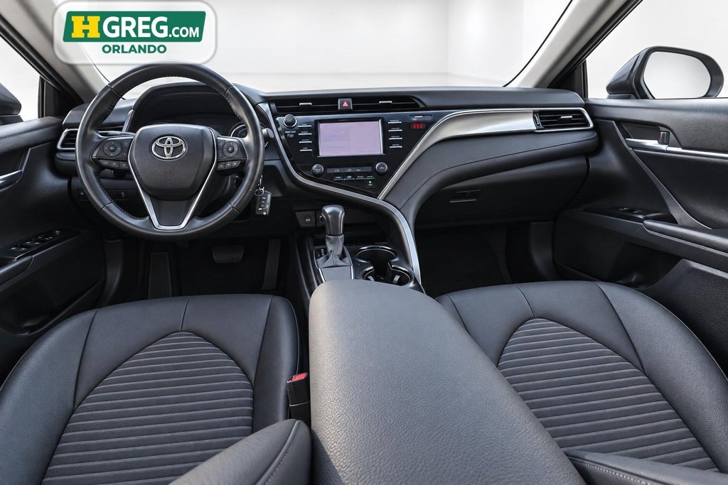 Used 2020 Toyota Camry SE FWD image 12