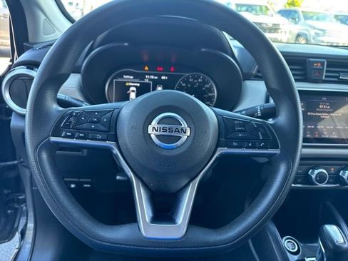 Used 2020 Nissan Versa SV image 16