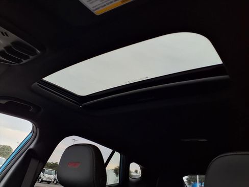 New 2026 Chevrolet Trax RS w/ Sunroof Package image 9