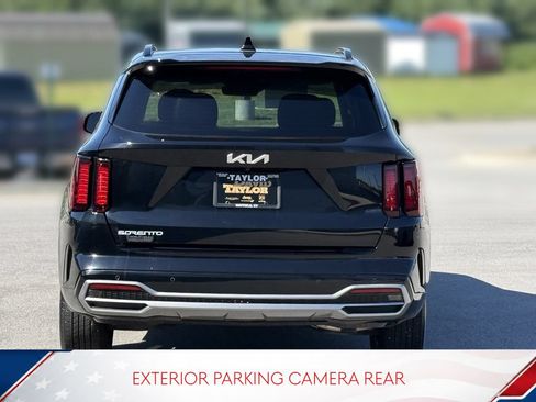Used 2023 Kia Sorento EX w/ Panoramic Sunroof Package FWD image 8