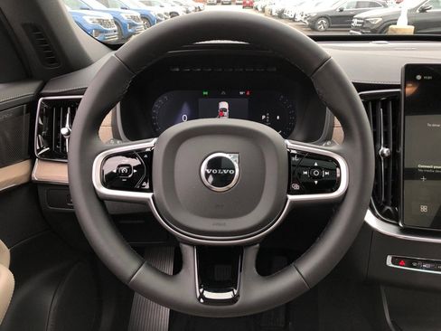 New 2026 Volvo XC90 B6 Ultra w/ Protection Package Premier image 18