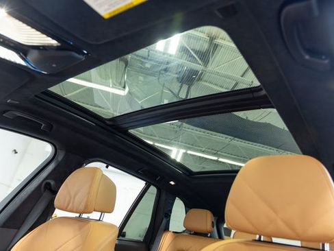 Certified 2023 BMW X5 xDrive40i w/ Executive Package AWD/4WD image 13