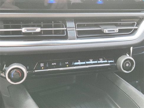 New 2026 Chevrolet Equinox EV LT image 14