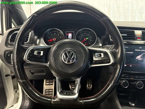 Used 2018 Volkswagen GTI SE w/ SE Leather Package image 4