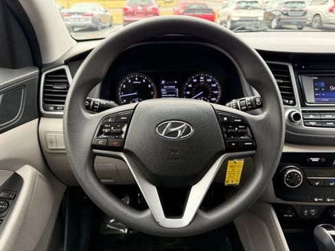Used 2018 Hyundai Tucson SE image 27