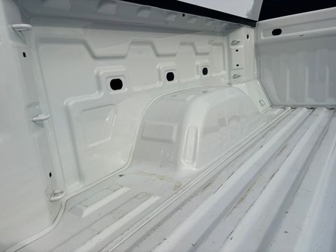 Used 2025 Chevrolet Silverado 1500 LT w/ Leather Package image 12