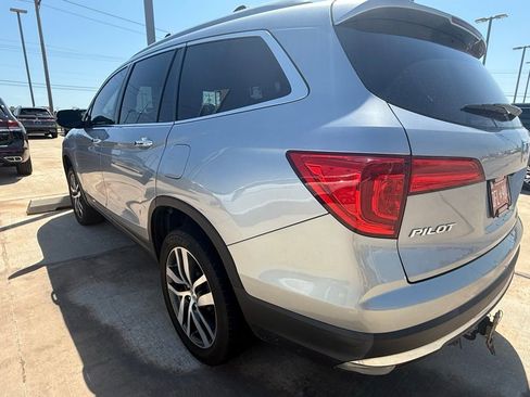 Used 2018 Honda Pilot Elite image 6