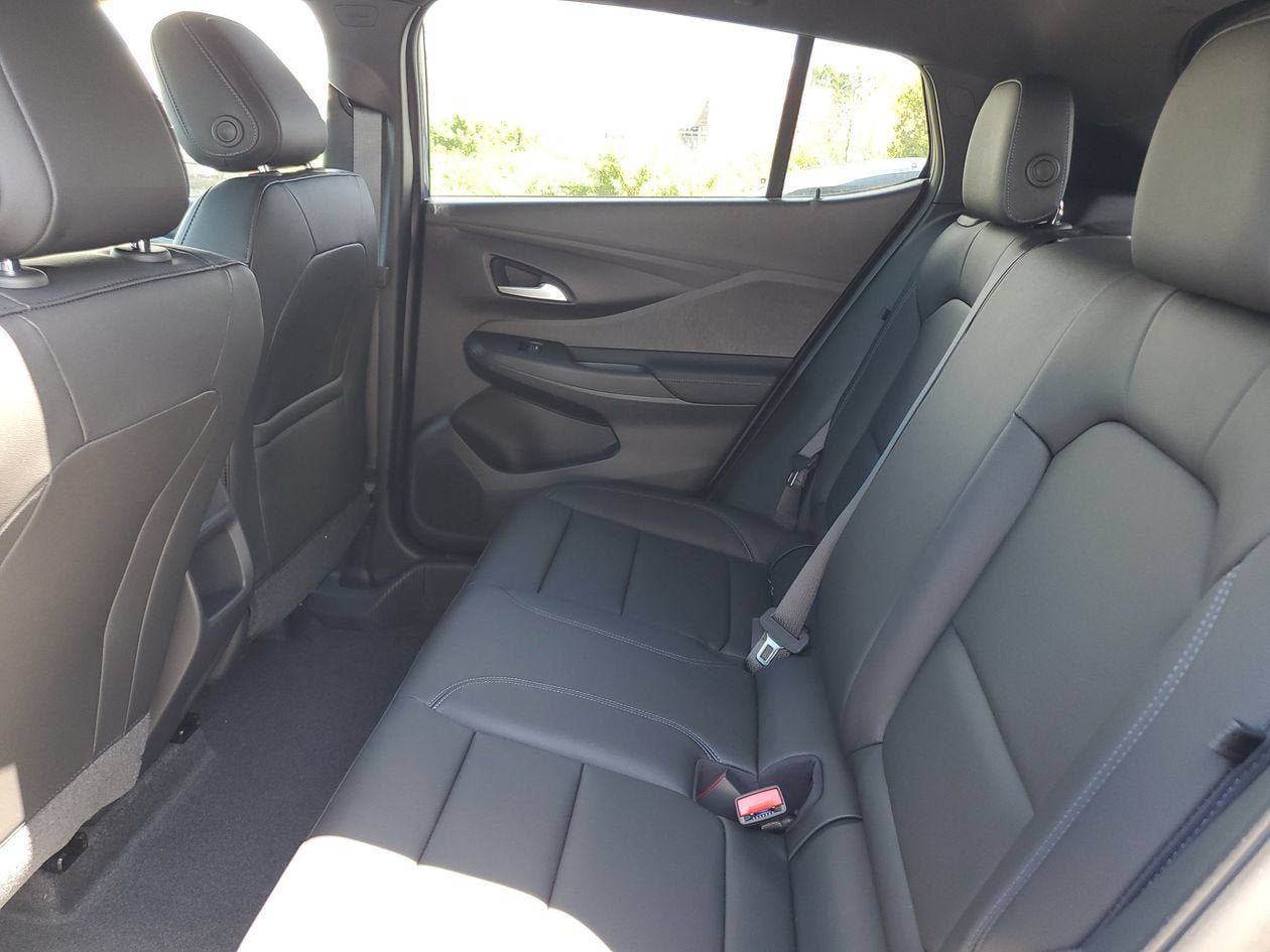 New 2026 Buick Envista Sport Touring w/ Convenience II Package FWD image 10