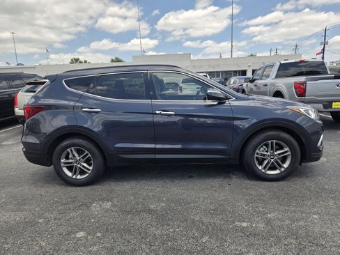Used 2018 Hyundai Santa Fe Sport w/ 2.4L Value Package 02 FWD image 4