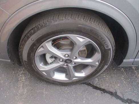 Used 2024 Ford Escape ST-Line FWD image 32