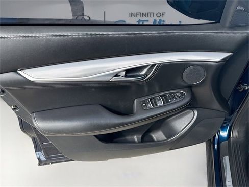 Certified 2023 INFINITI QX55 Luxe w/ Cargo Package image 20