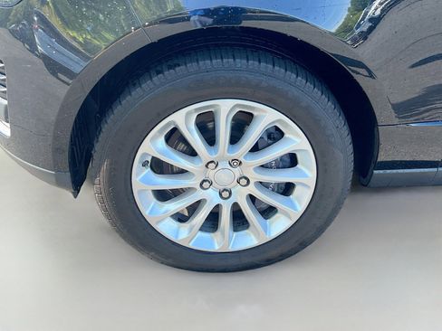 Used 2019 Land Rover Range Rover HSE image 34