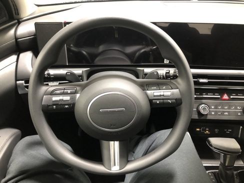 New 2026 Hyundai Tucson SE image 24