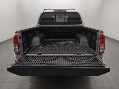 Used 2018 Nissan Frontier SV RWD image 29
