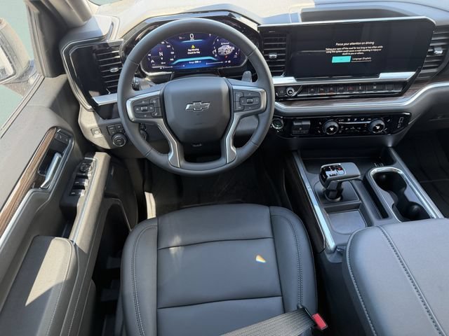 New 2026 Chevrolet Silverado 1500 RST w/ Redline Edition AWD/4WD image 15