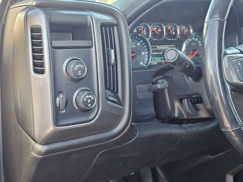 Used 2018 GMC Sierra 1500 SLT w/ All Terrain Package image 18