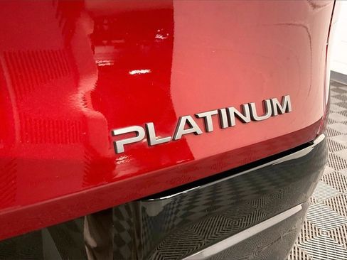 Certified 2025 Nissan Murano Platinum w/ Cargo Package image 7