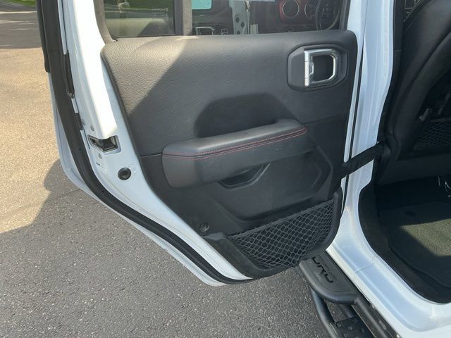 Used 2021 Jeep Gladiator Rubicon AWD/4WD image 17