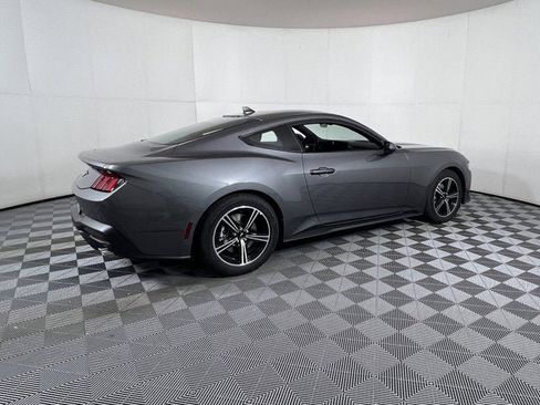 New 2025 Ford Mustang Coupe image 4