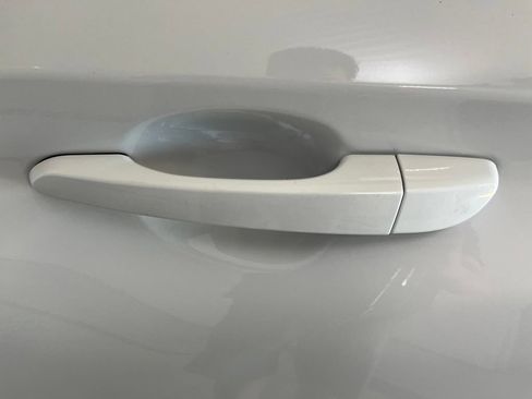 Used 2021 Hyundai Kona SE FWD image 40