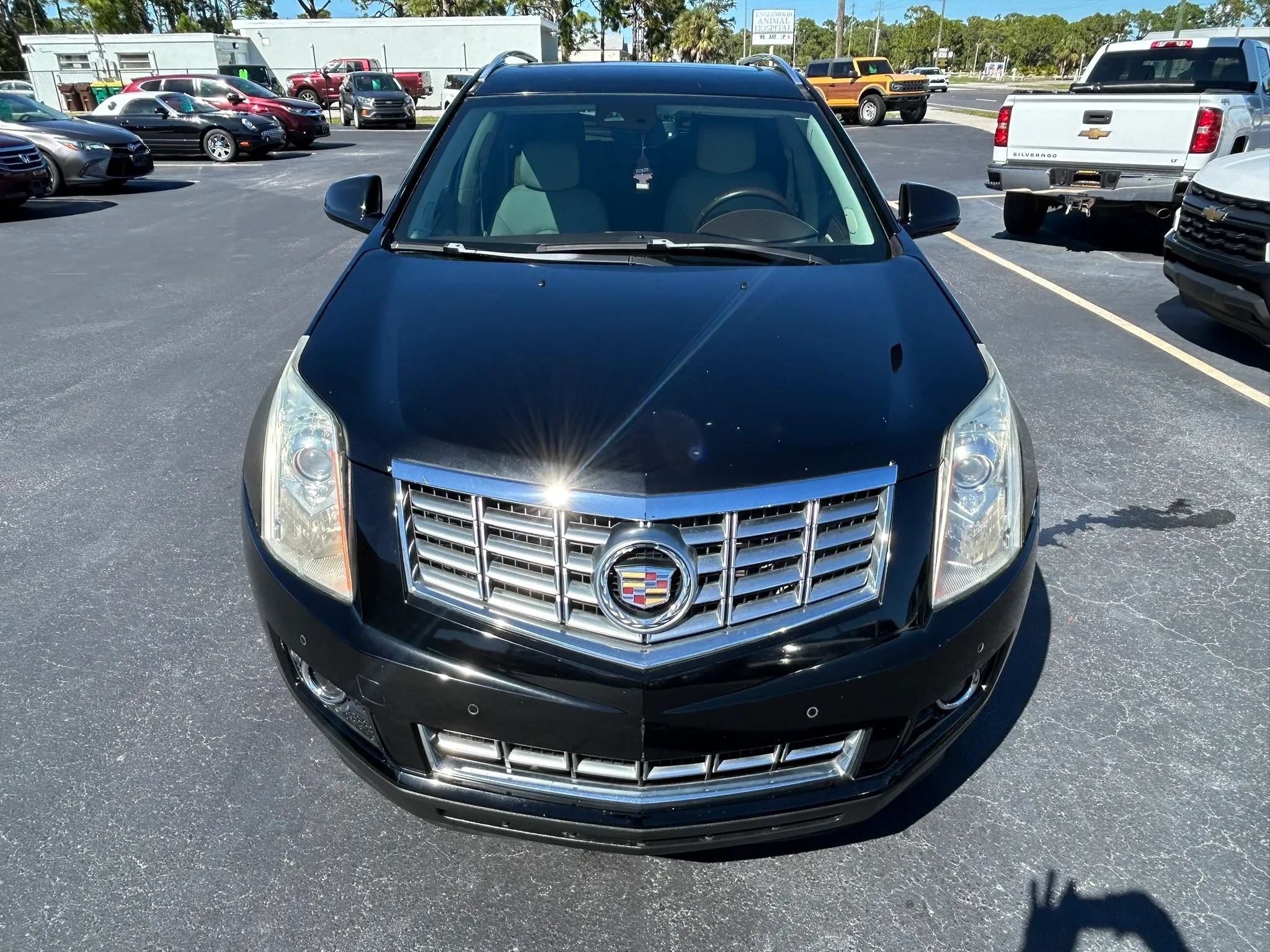 Used 2015 Cadillac SRX Performance w/ Driver Awareness Package FWD image 3