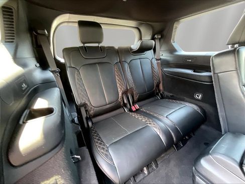 Used 2022 Jeep Grand Cherokee L Summit w/ Luxury Tech Group V AWD/4WD image 26