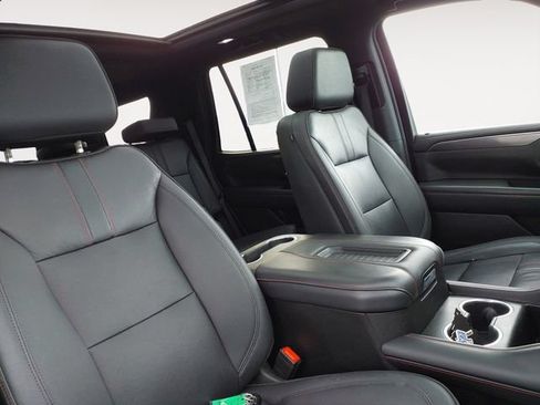 Used 2023 Chevrolet Tahoe RST w/ Luxury Package AWD/4WD image 15