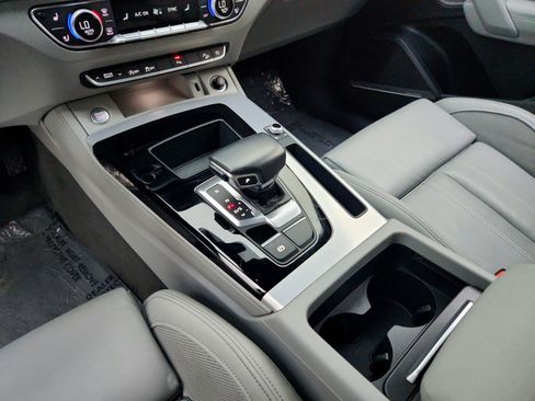 Used 2021 Audi Q5 2.0T Premium Plus w/ Premium Plus Package AWD/4WD image 22