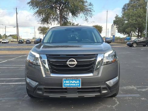 Used 2022 Nissan Pathfinder S FWD image 13