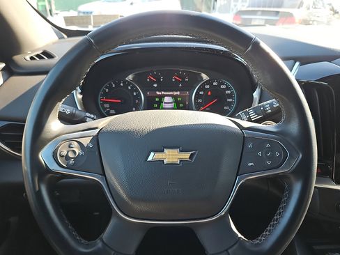 Certified 2023 Chevrolet Traverse LT image 18