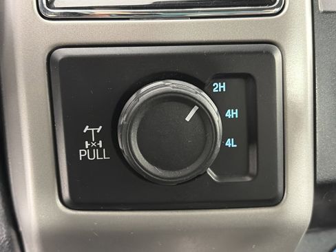 Used 2019 Ford F350 Lariat w/ Chrome Package image 23