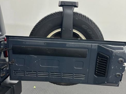 Used 2016 Jeep Wrangler Unlimited Sport w/ Quick Order Package 24S AWD/4WD image 23