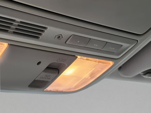 Used 2017 Honda Ridgeline RTL image 11