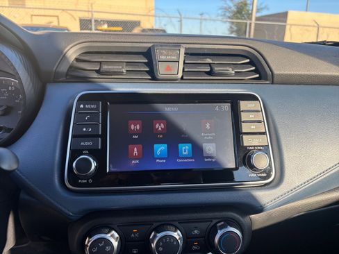 Used 2025 Nissan Versa SV image 20