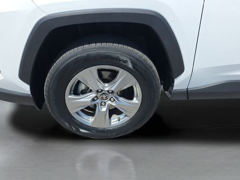 Used 2024 Toyota RAV4 XLE FWD image 25