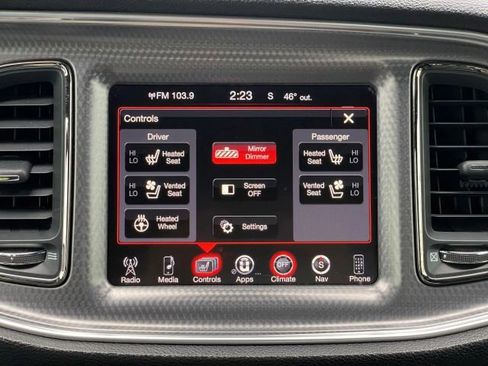 Used 2016 Dodge Challenger SRT Hellcat RWD image 38