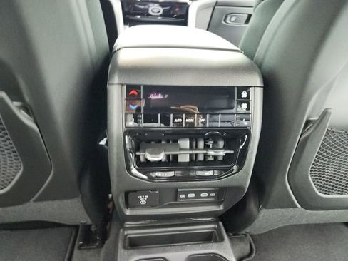 New 2026 Jeep Grand Cherokee L Limited image 37