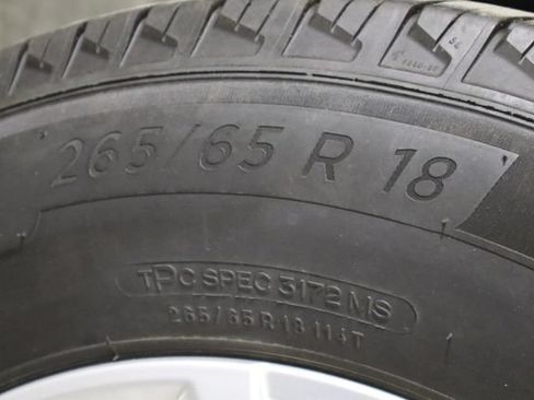 Used 2023 Chevrolet Silverado 1500 LT AWD/4WD image 35