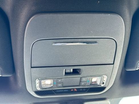 Used 2025 Ford F150 Lariat w/ Equipment Group 501A Mid AWD/4WD image 23